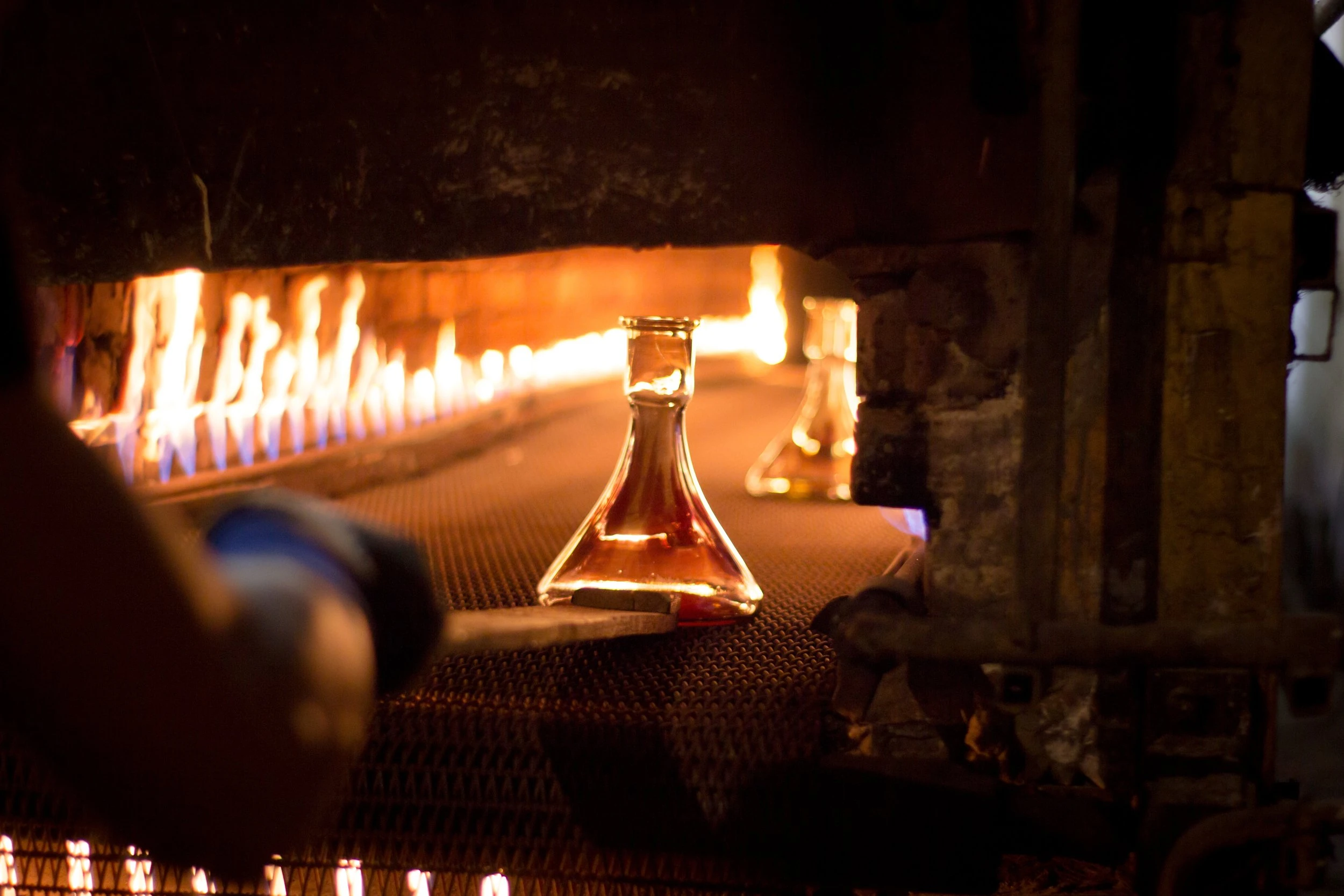 Colour in the molten glass