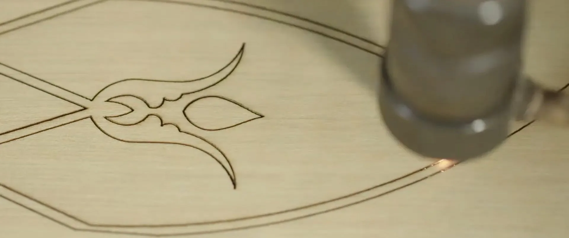 Sand shading — shaded marquetry pieces in assembled pattern