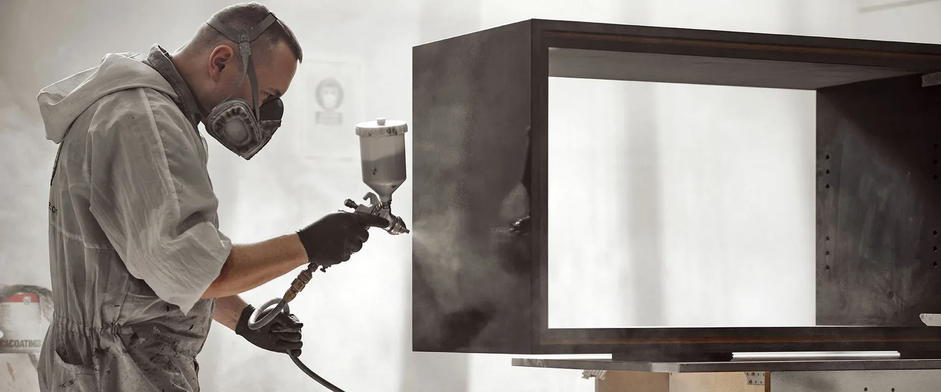 Lacquer spraying painting