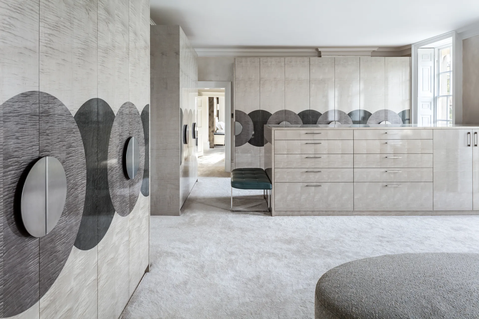 Bespoke fitted wardrobes and dressing rooms