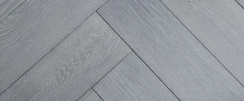 Wood floor finishes: oil, lacquer, texture and colour