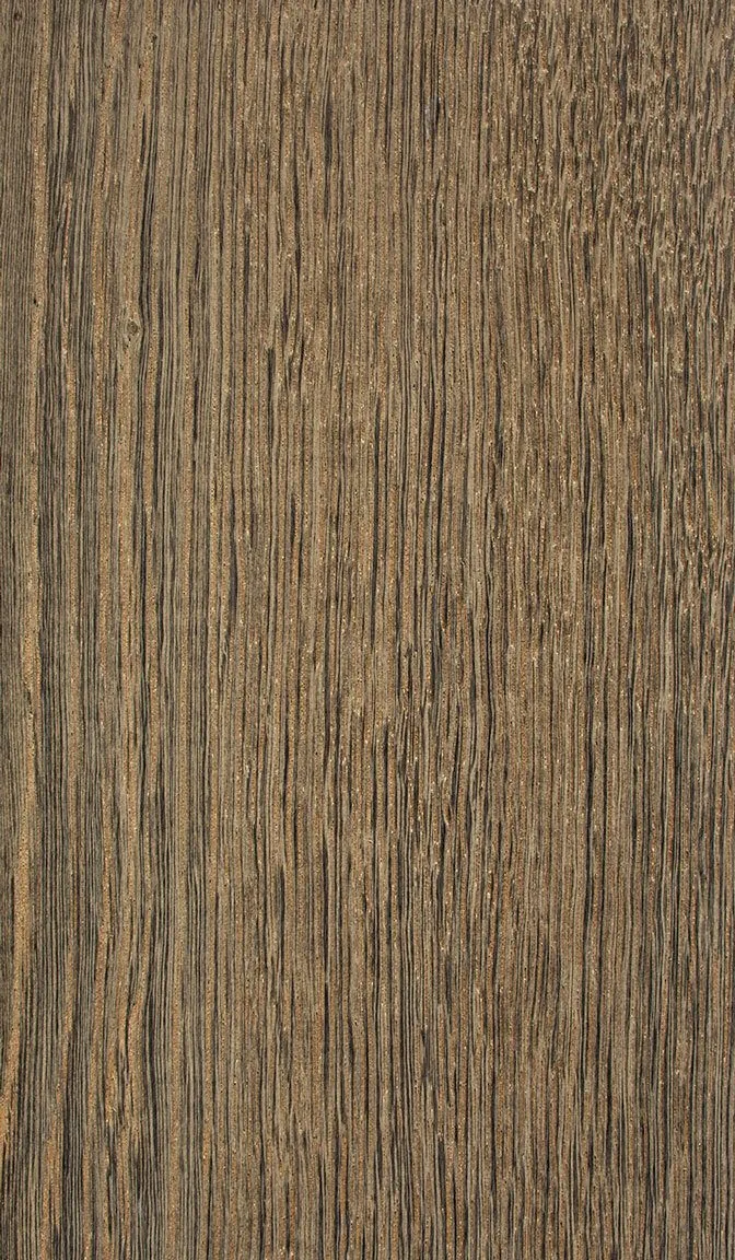 Classics Rocher Brun oak sample, a mid brown with a textured open grain